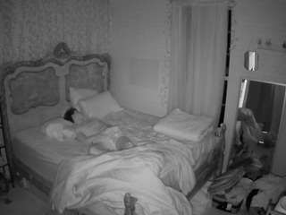 voyeurcam hornyhostel 03